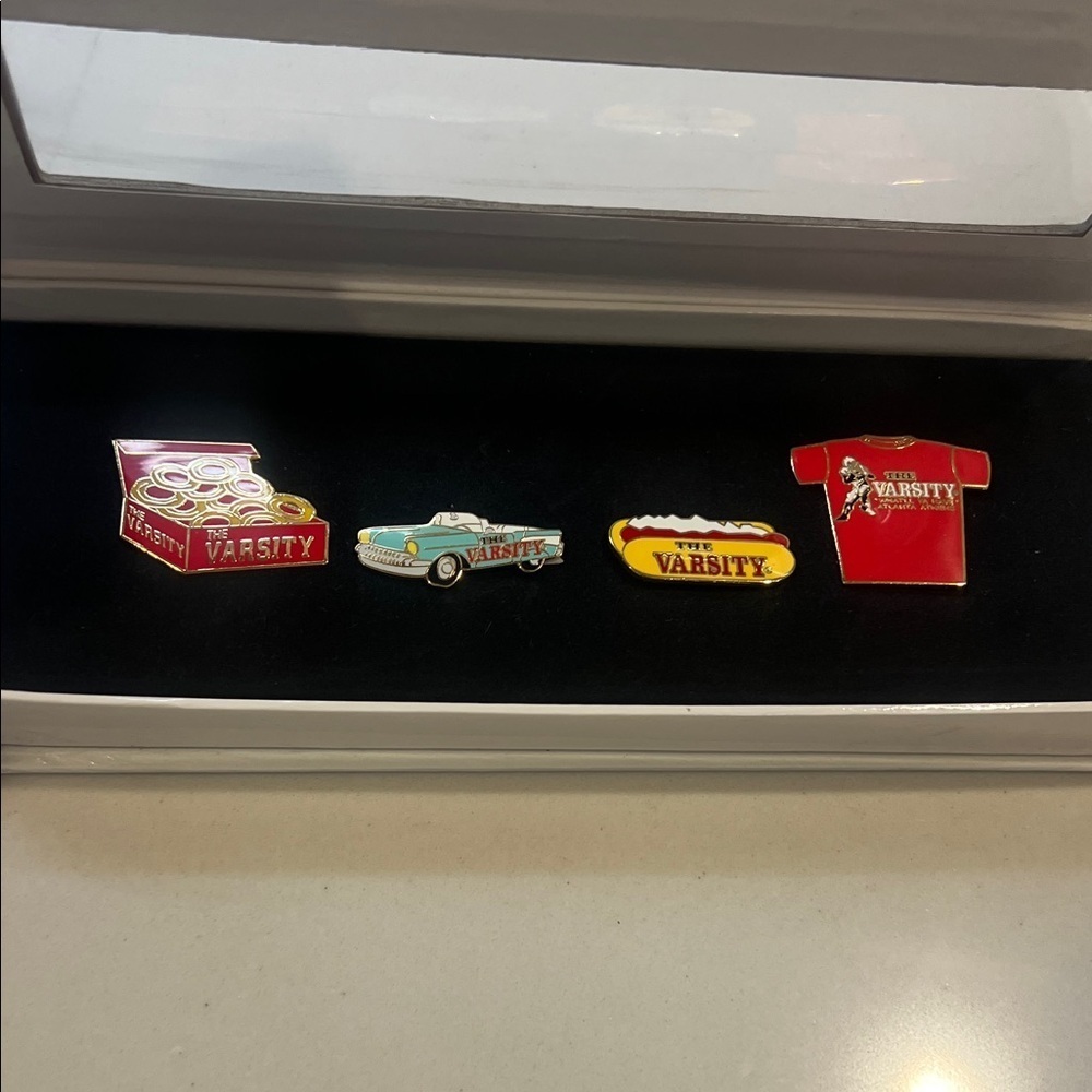 The Varsity Pin Gift Collection Limited Edition (4 in Set!) Very Rare! - Picture 2 of 6